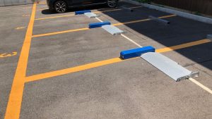 ロック板・フラップ板とは？どのような駐車場におすすめなのか詳しく解説！